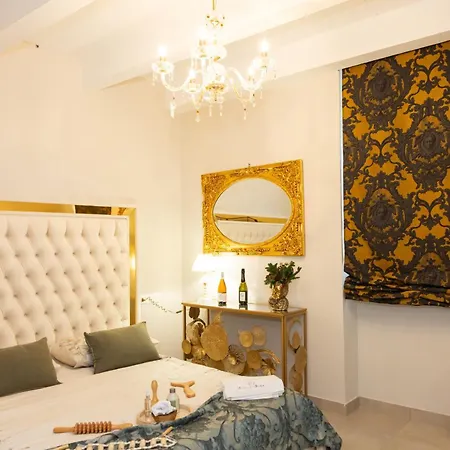 Femme Noir Boutique Apartament Fitness E Spa Caserta Exterior photo
